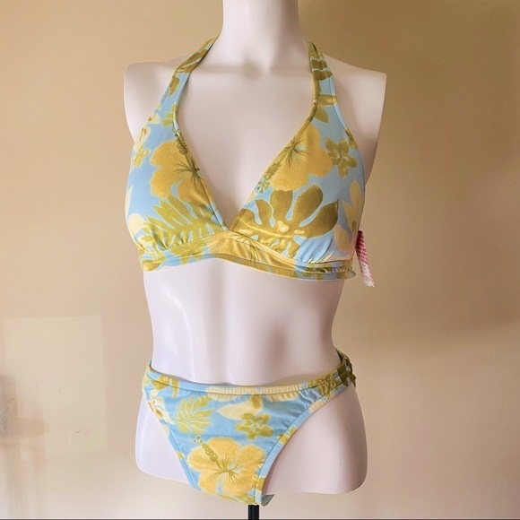 Xhilaration Women’s Floral Bikini Set - Picture 3 of 5